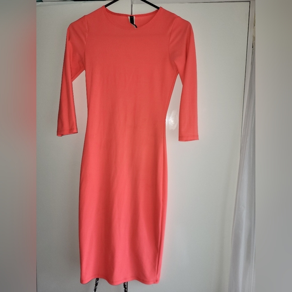 Bodycon Dress - Picture 4 of 7